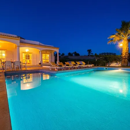Holiday Home In Branqueira Near Santa Eulalia Beach アルブフェイラ