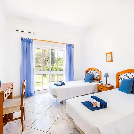 فيلة Holiday Home In Branqueira Near Santa Eulalia Beach البوفيرا